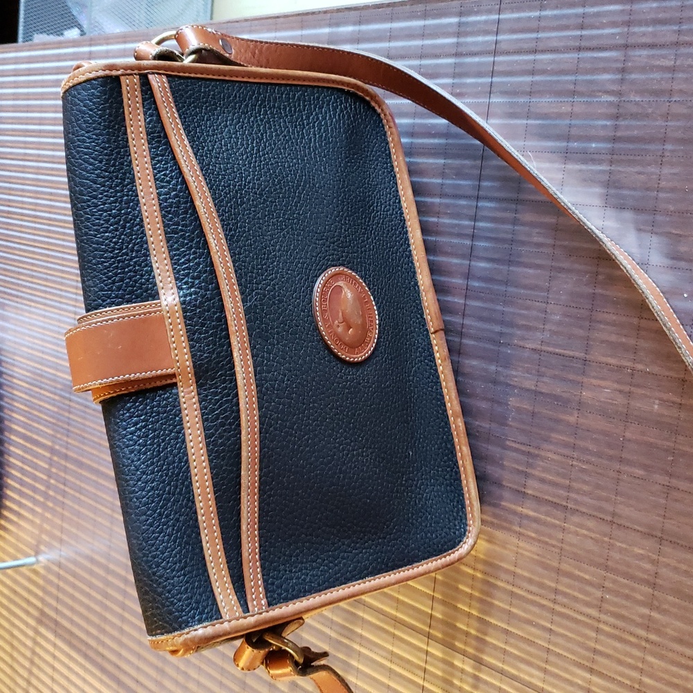 Dooney & Bourke Vtg Tan and Black Equestrian Crossbody Bag - Picture 5 of 11